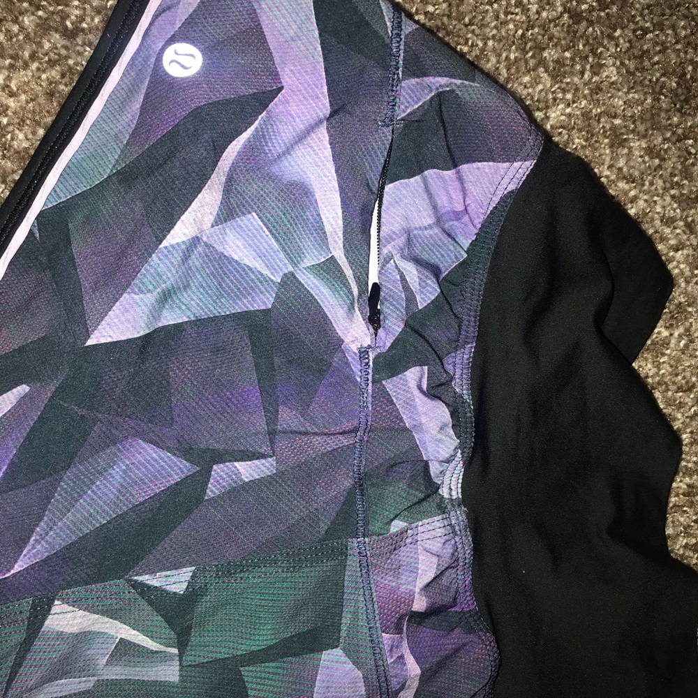 Lululemon Shorts - Picture 1 of 3